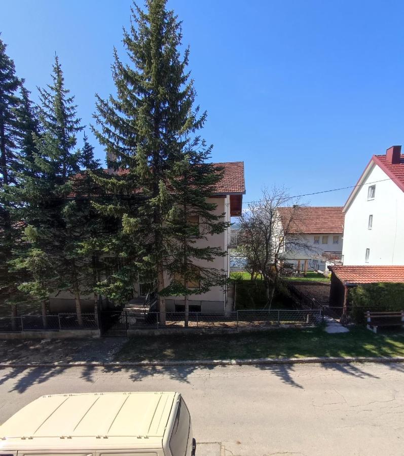 Apartman Bor Ливно Екстериор снимка